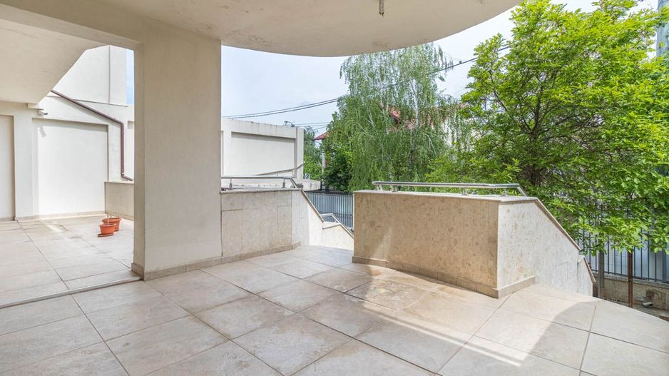 Bucureștii Noi- Vilă impresionantă- 400 mp utili- comision 0% - Poză 14