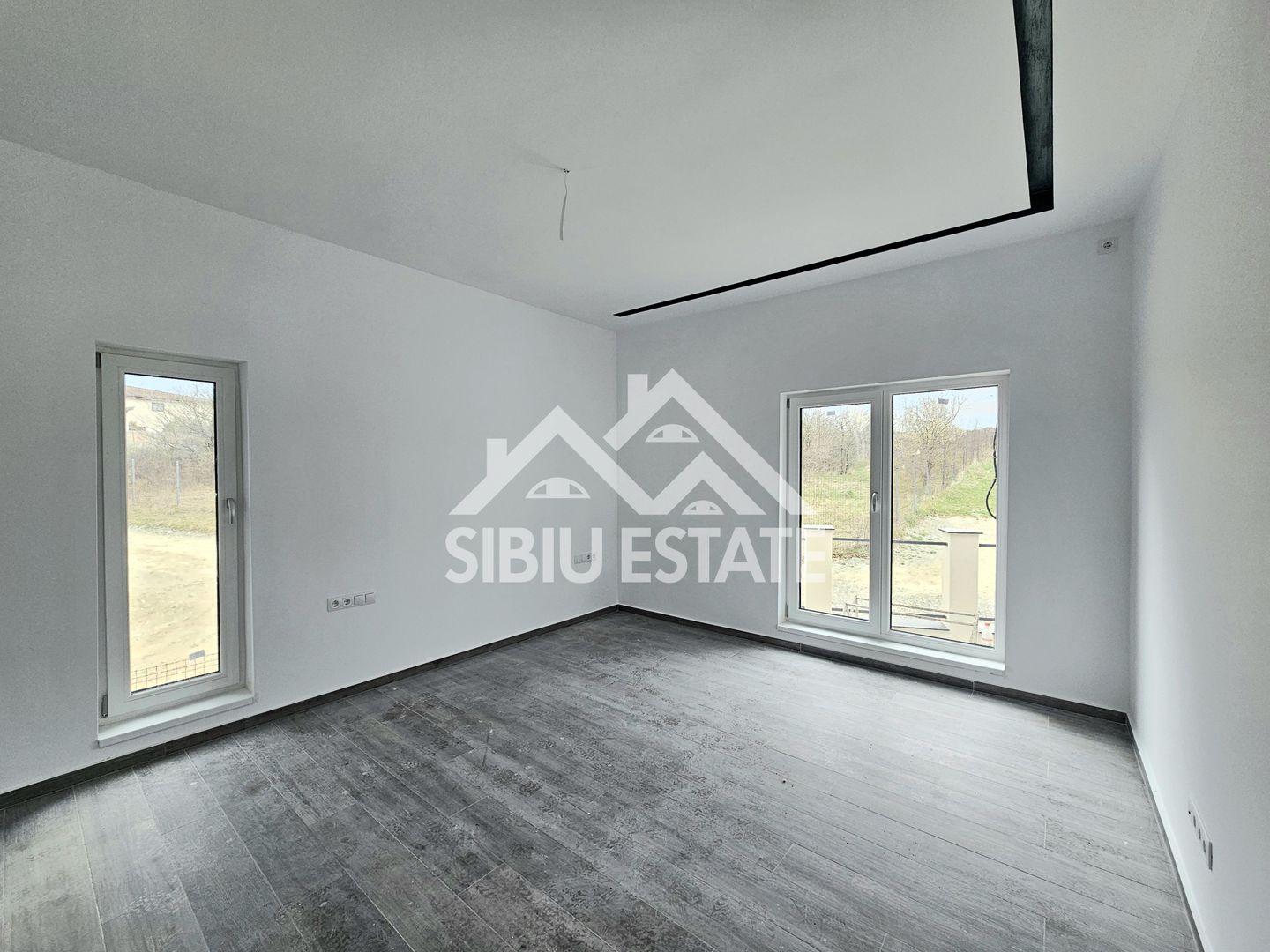 Casa moderna terase panoramice, garaj, curte mare - Poză 2