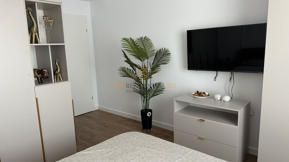 De închiriat 2 camere, Vienna Parkside, Mobilat + Parcare - Poză 6