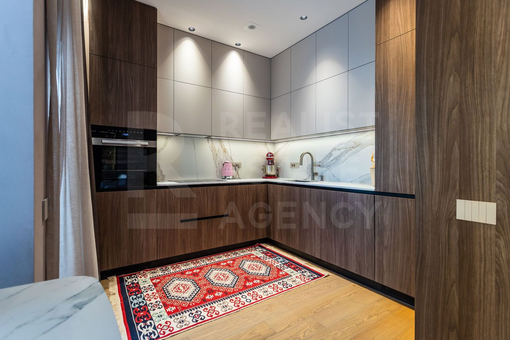 Vânzare, penthouse, 3 odăi + living , str. Onisifor Ghibu, Buiucani - Poză 9