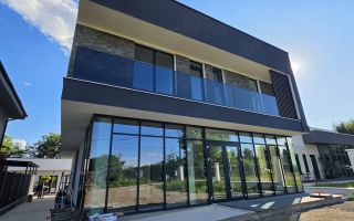Clădire medicală modernă de închiriat în Valea Adâncă, Iași – cabinete individuale sau integral - Poză 10