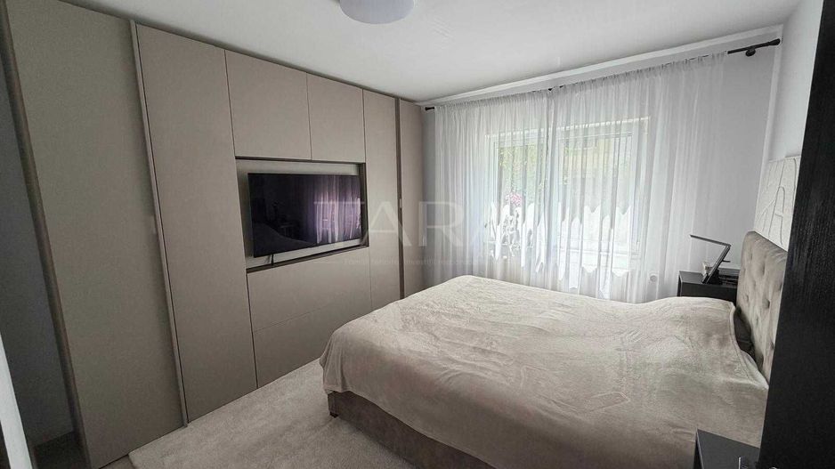 Apartament cu 3 camere decomandate, 65 mp, boxă, parter înalt. - Poză 5