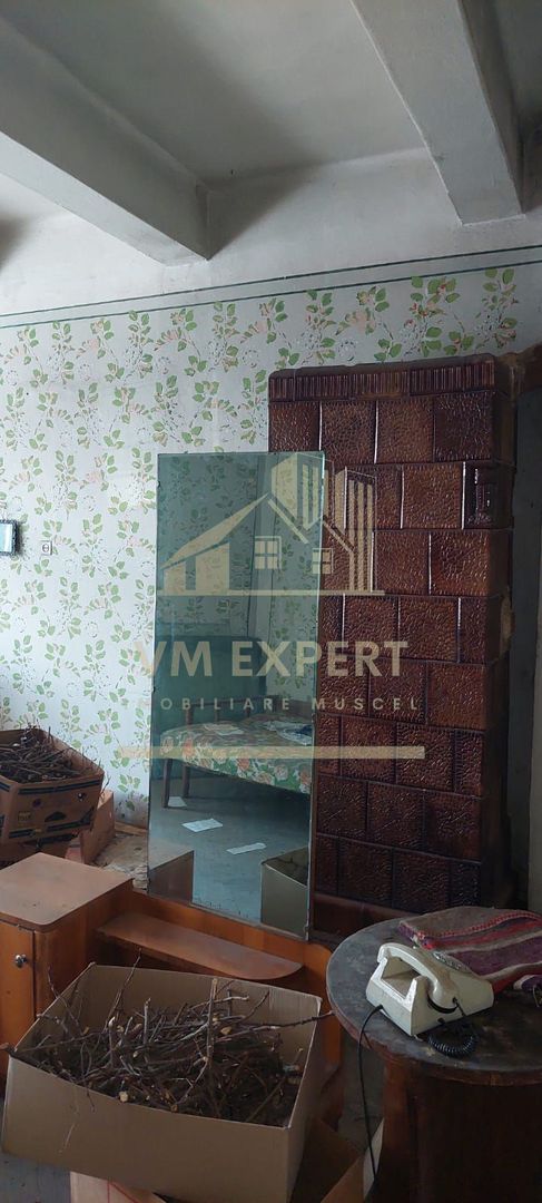 VILA 6 CAMERE, 126 MP, CENTRU CAMPULUNG - Poză 14