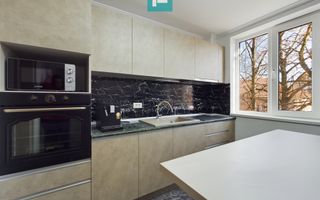 Apartament 2 camere și loc de parcare la UTA - Poză 1