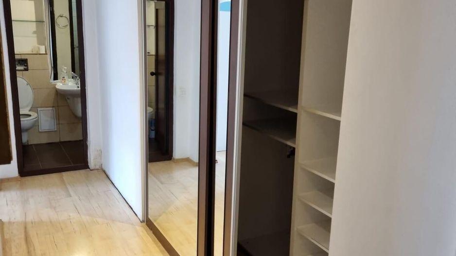 Apartament luminos 3 camere. Bld. Obregia. Zona Cultural. - Poză 3