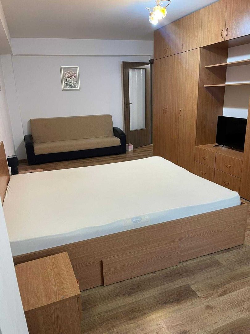 garsoniera decomandata pe Bd Brancoveanu S4 - Poză 1