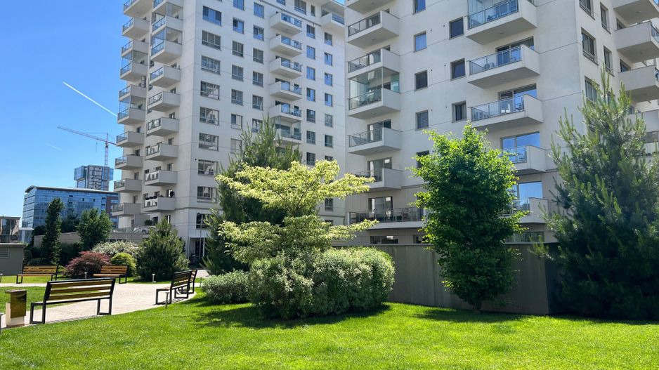 4 camere | loc de parcare cu priza electrica - Poză 18