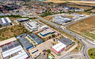 Reprezentanță auto de vânzare – Arad, Zona Industrială Micalaca Est - Poză 3