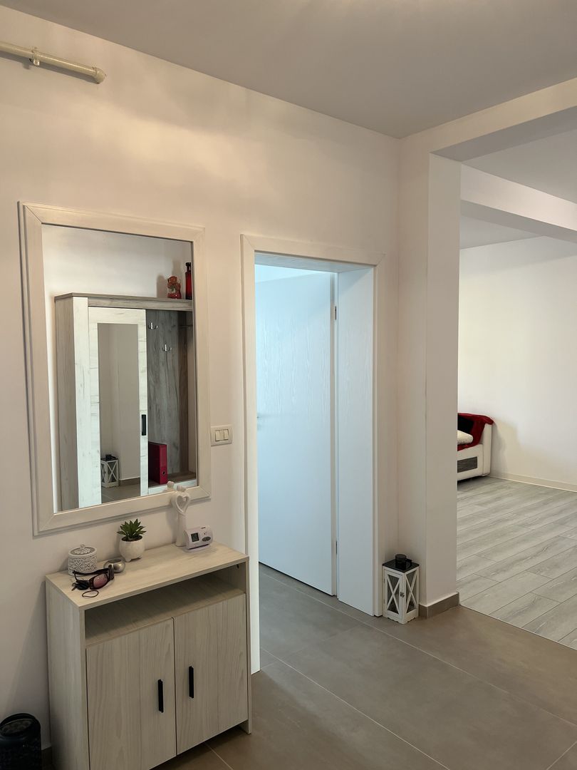 Apartament cu 2 camere de închiriat în Giroc - Poză 2