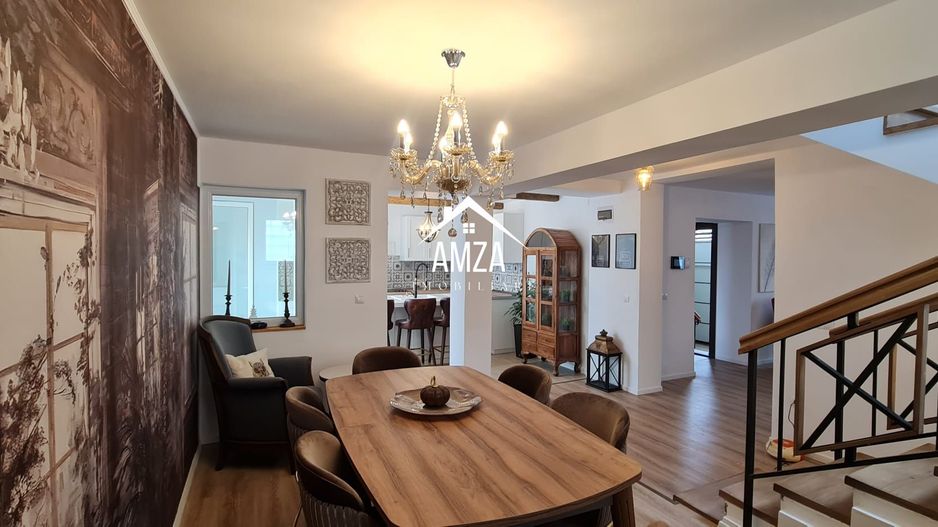 Vila spațioasă și elegantă de vânzare la intrarea în cartierul Turnișo - Poză 32
