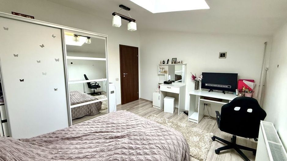 De vanzare Apartament 3 camere Pacii - Poză 3