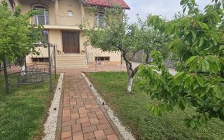 Casa de vanzare in Micesti - Poză 1