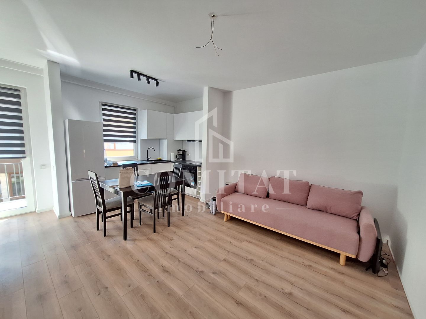 Apartament cu 2 camere | etaj intermediar | Zona Terra - Poză 3