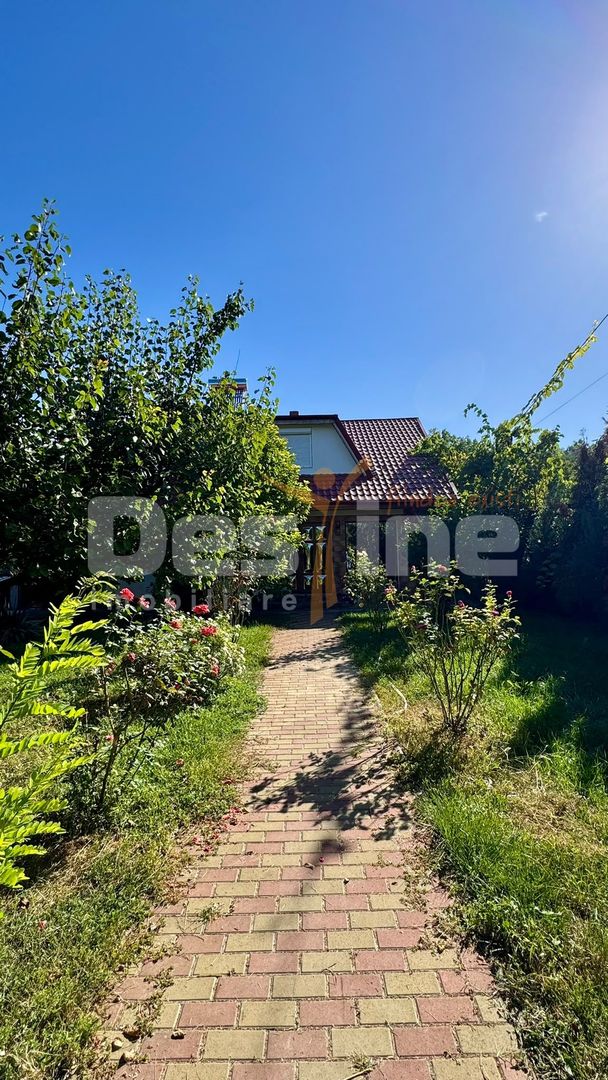 Casa spatioasa cu teren de 800 mp, Muntenii de Jos - 5 camere - Poză 30