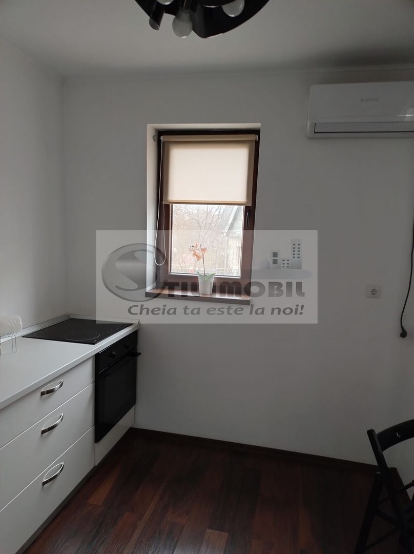 APARTAMENT  ULTRACENTRAL - MOBILAT si UTILAT - 121.000euro - Poză 8