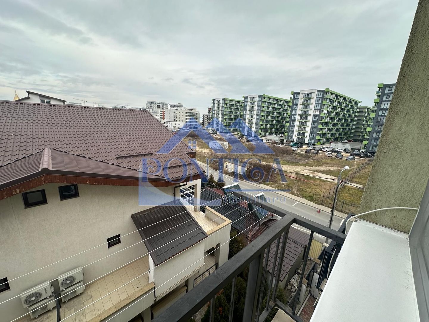 De Vanzare - Poză 5