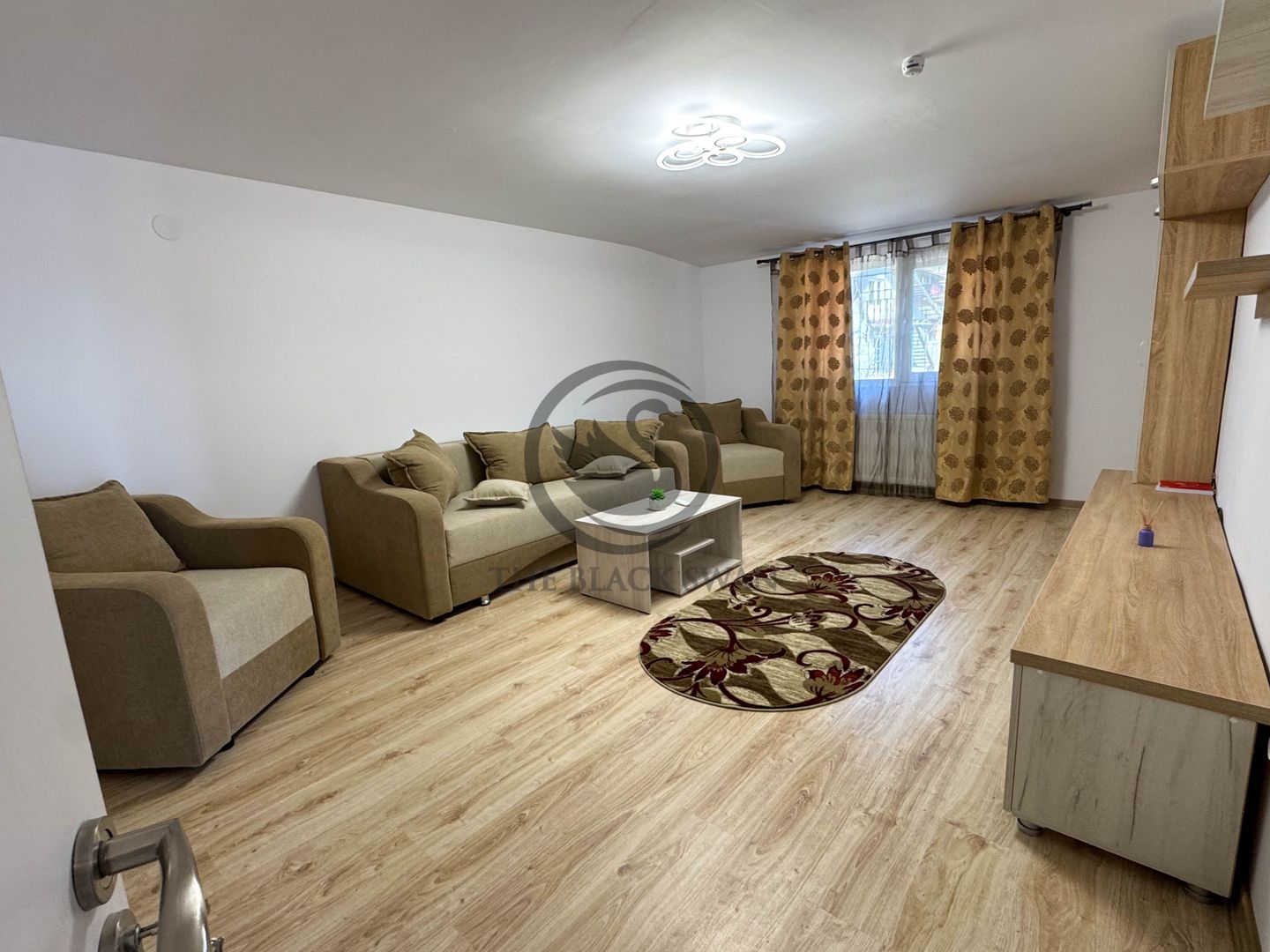 Apartament cu 2 camere de vanzare | Valenii de Munte | Comision 0% - Poză 1