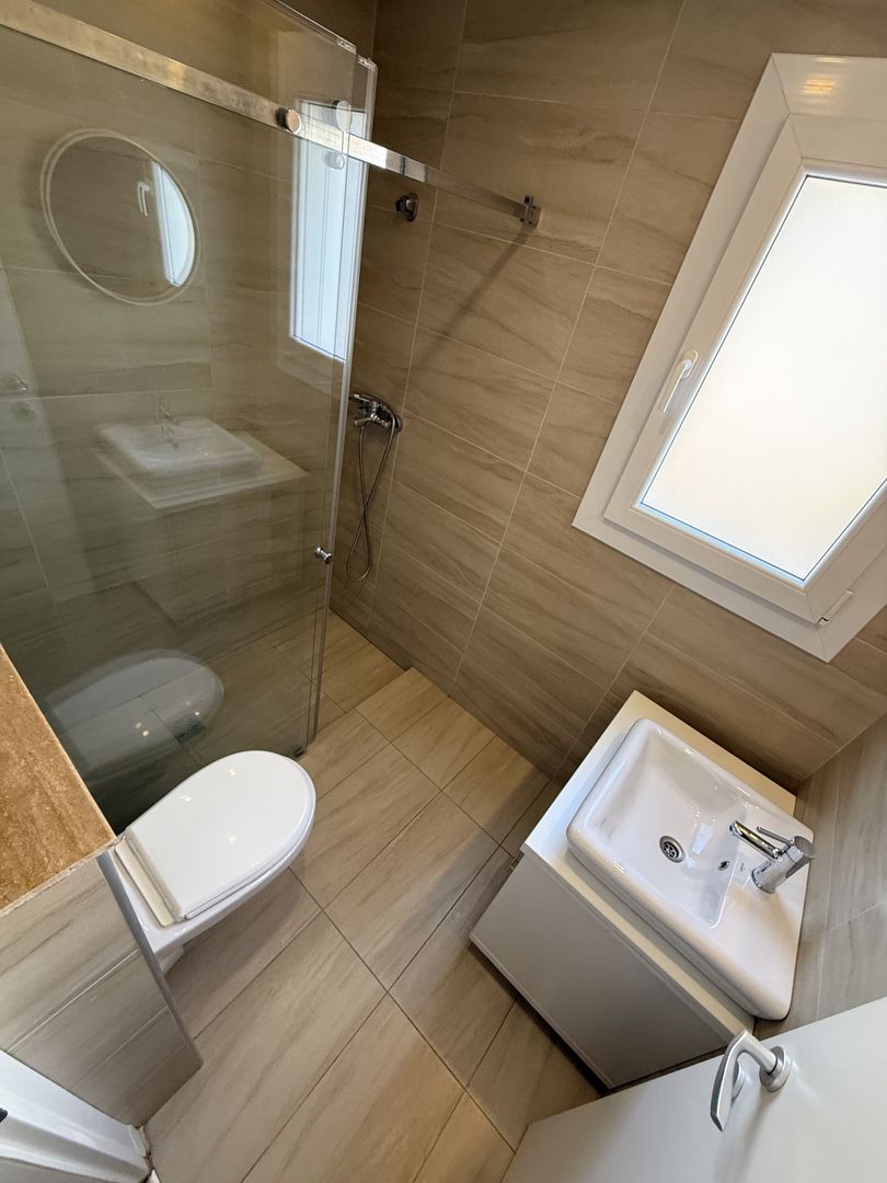 Vila cu 2 dormitoare si 3 bai | Cosmopolis | aproape de Mall | Piscina - Poză 19