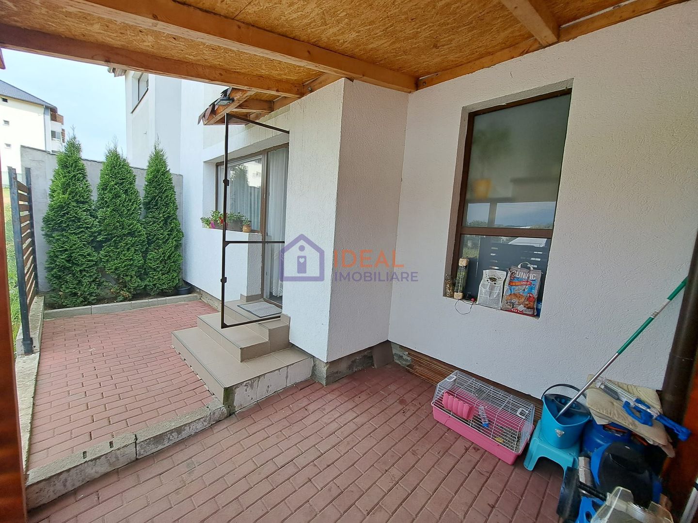 Casa cu 4 camere Mobilata-Utilata, in Cartierul Arhitectilor - Poză 17