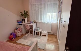 Apartament decomandat cu 3 camere, Calea Sagului - Poză 9
