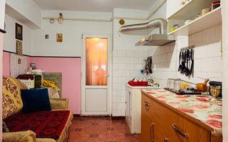 De vanzare 2 camere dec. in Galati, Micro 18, zonă Spitalul Județean - Poză 9