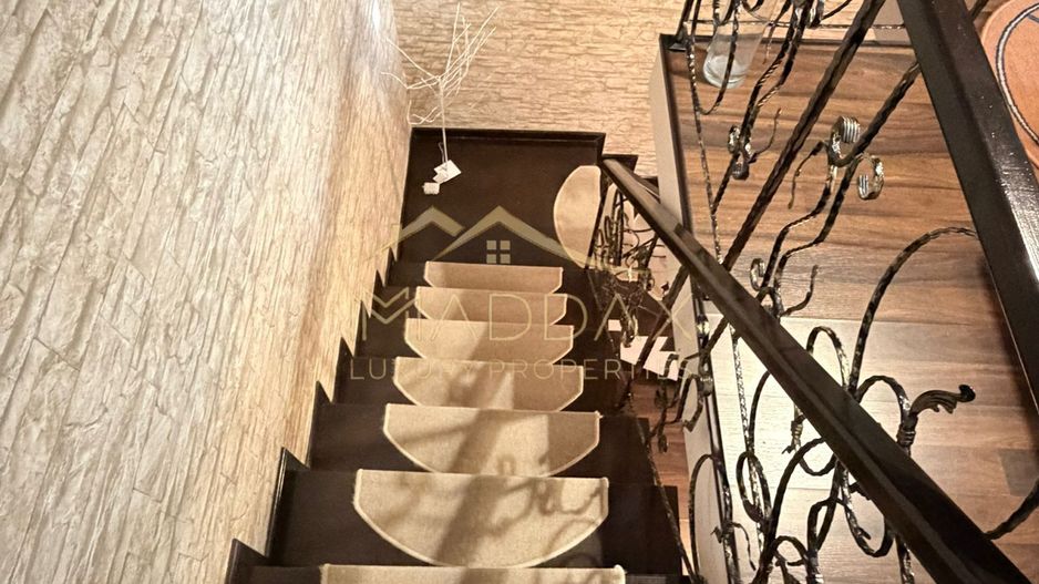 Vila spatioasa cu vedere spre lac Corbeanca - Poză 35