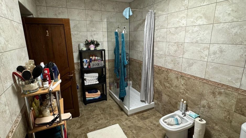 BRASADAS vinde casă individuala în zona 14 Mai. - Poză 5