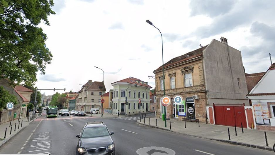 Imobil cu destinații multiple: Casă/Spațiu comercial | Brașov - Poză 1