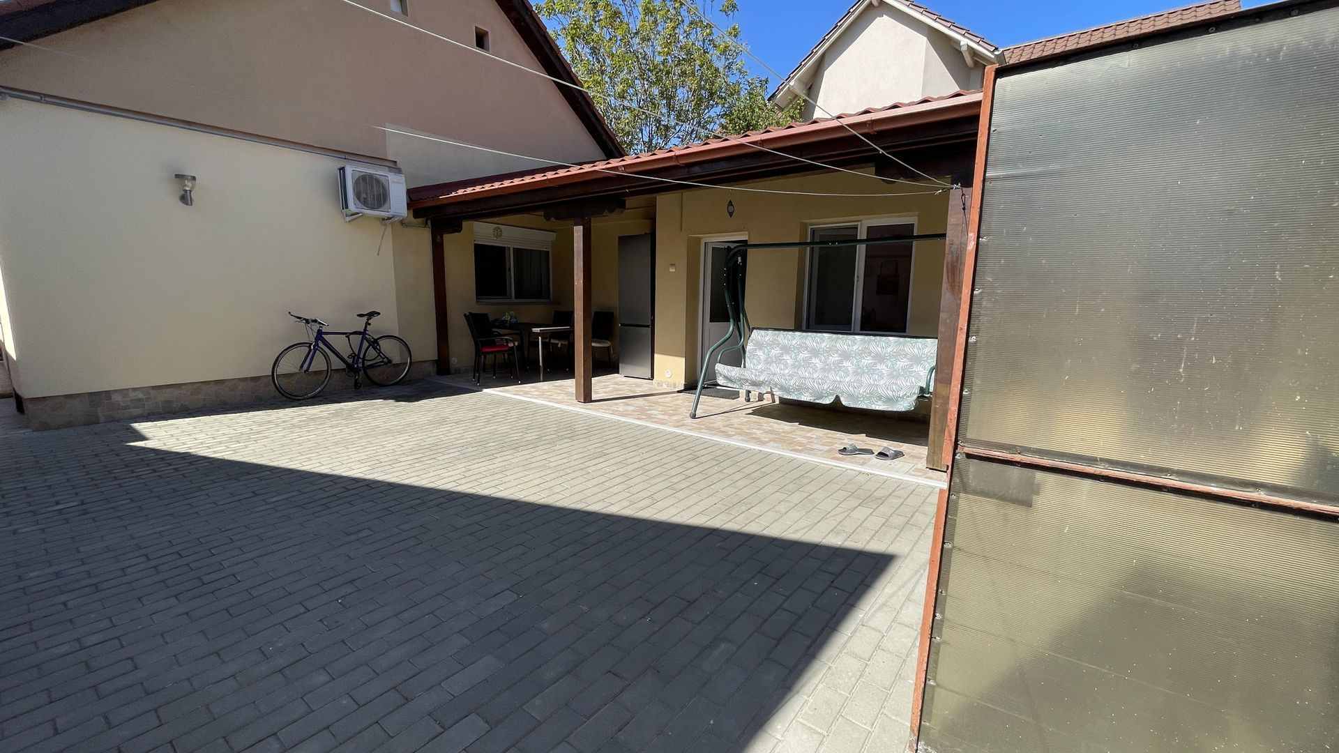 Casa cu teren frumos si garaj zona Mehala - Poză 19