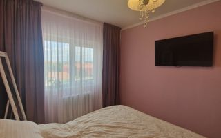 Apartament cu 3 camere | Zona Biserica Emanuel | Oradea - Poză 2