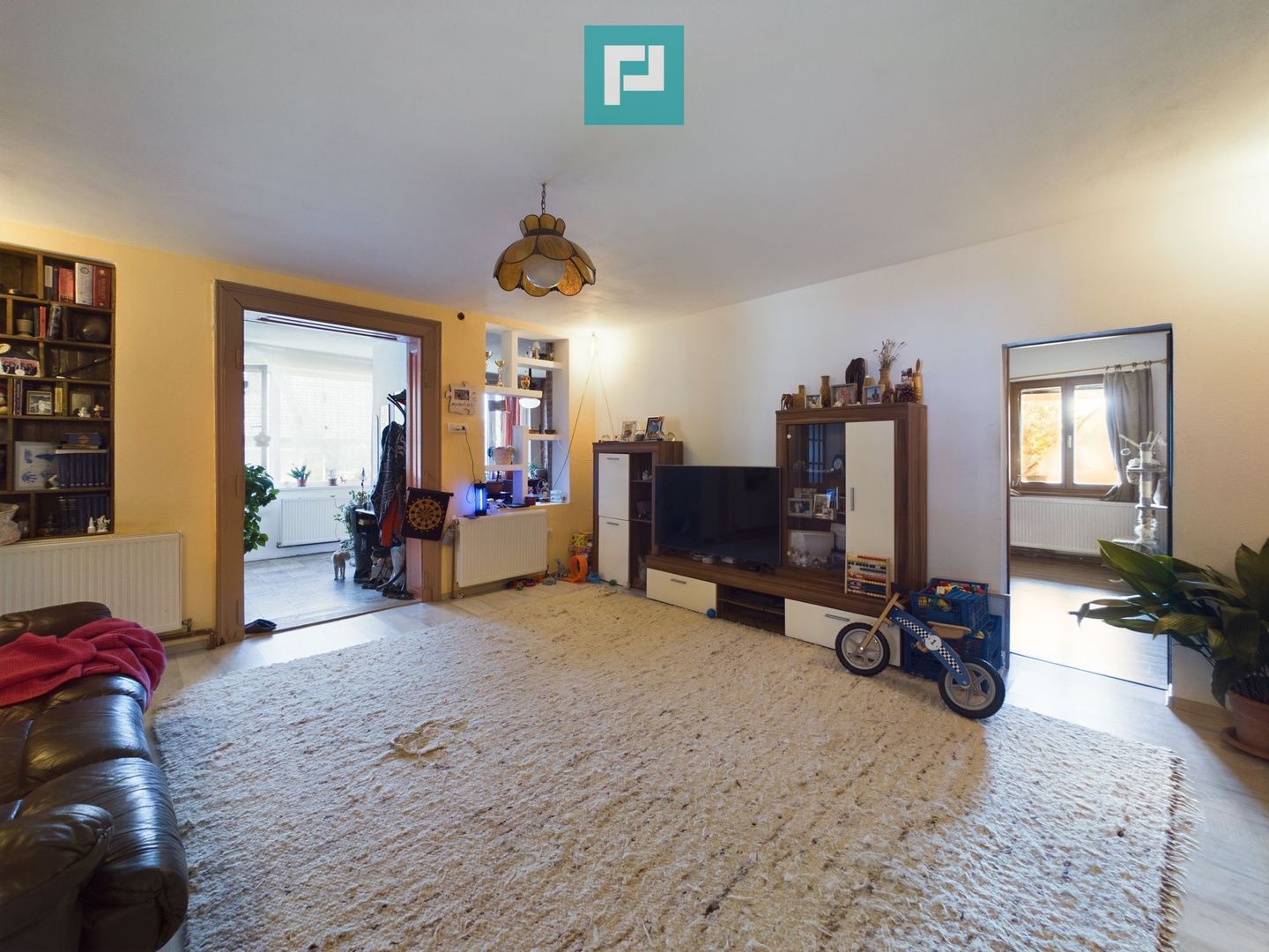 Casă individuală pe un nivel cu 5 camere, Lipova - Poză 11