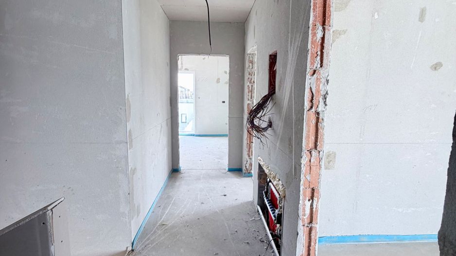 DUPLEX LA INTRARE IN MOSNITA NOUA - Poză 11