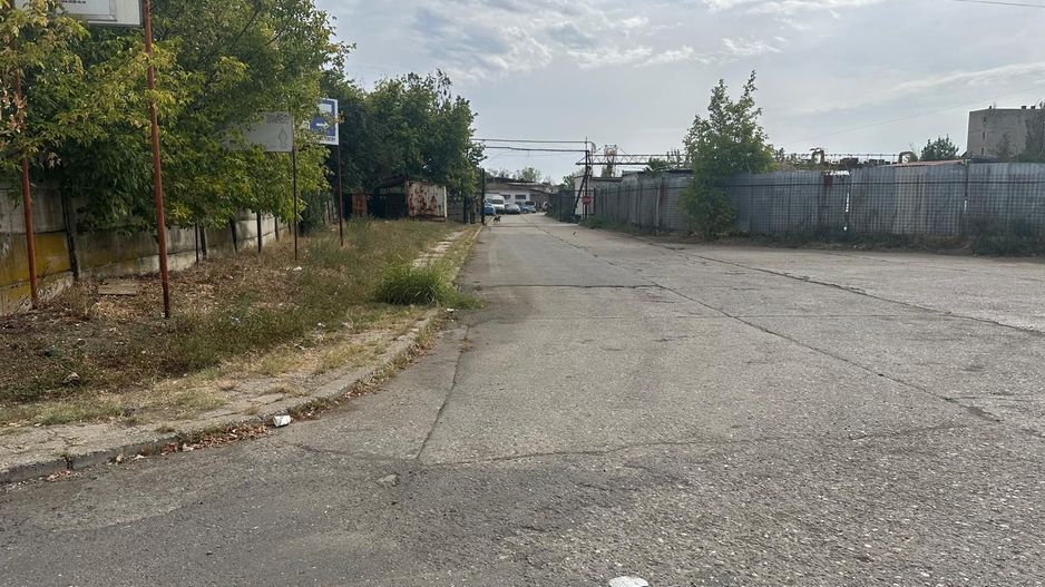 Platformă Industrială cu Cale Ferată si Infrastructură Completă - Poză 27