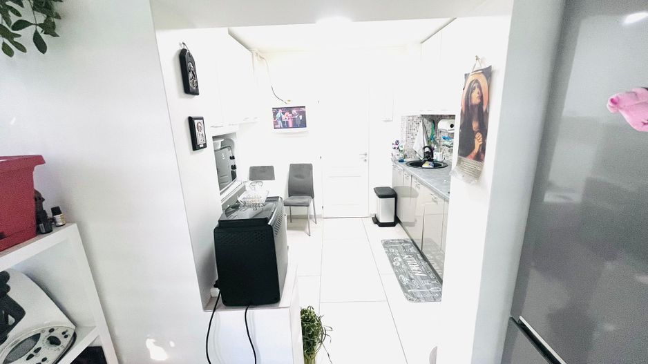 APARTAMENT MODERN DECOMANDAT RENOVAT COMPLET BLOC REABILITAT GORJULUI - Poză 12