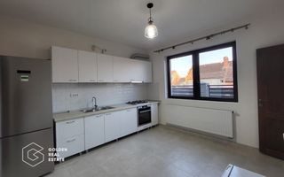 1/2 Duplex clasic elegant in centrul Girocului - Poză 1