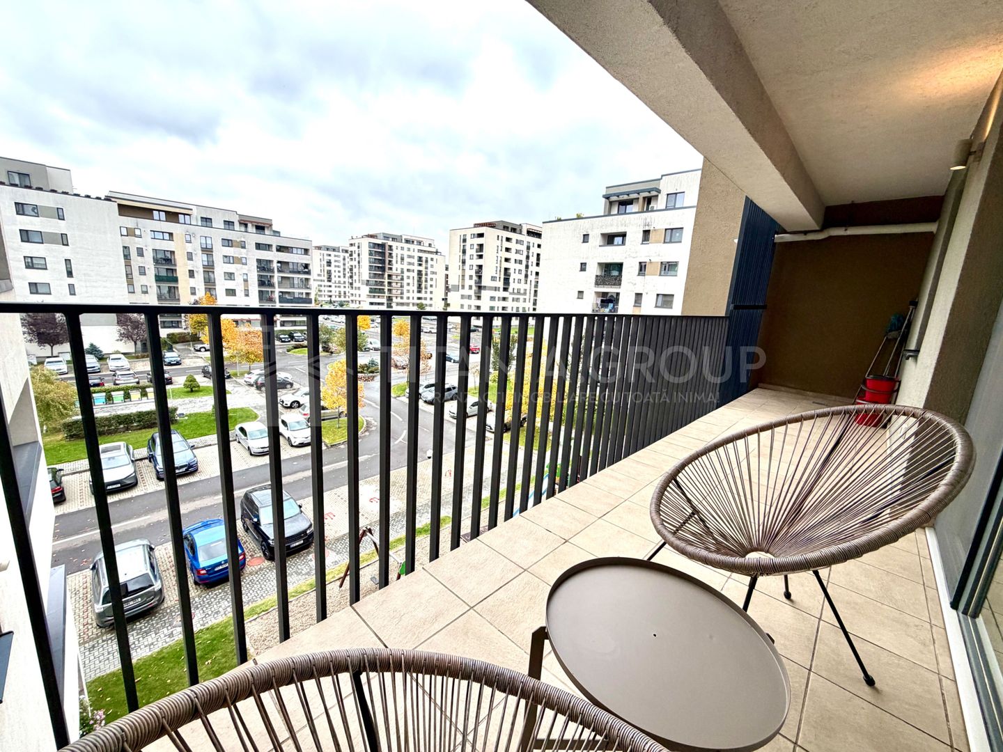Apartament 2 camere, parcare - Kasper Coresi - Poză 13
