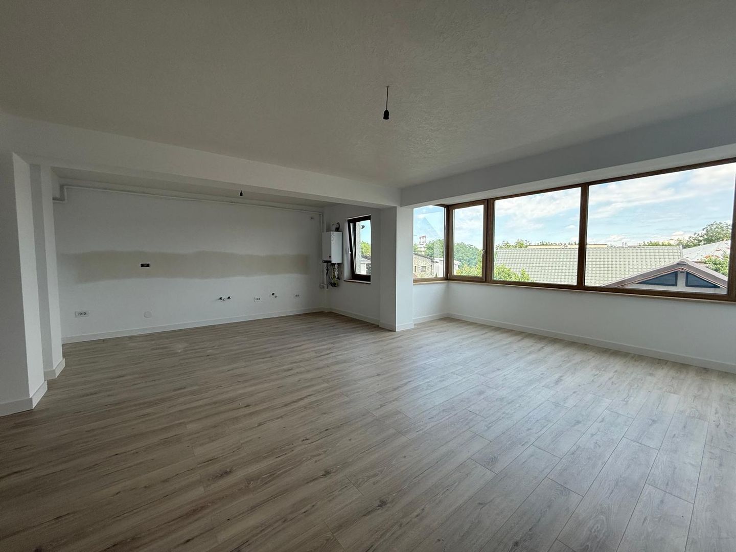 Titan- Bloc boutigue- apartament 2 camere -living generos - Poză 9