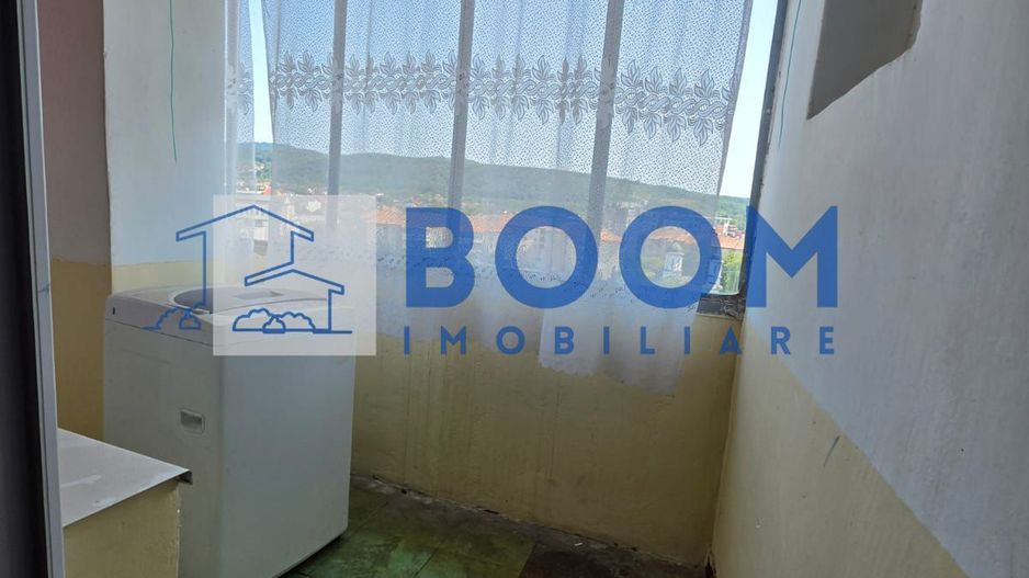 Apartament 3 camere | Centrala proprie | Proiect lift aprobat - Poză 12