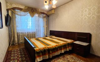 Chirie, apartament, 3 camere, Strada Calea Ieşilor, Sculeni - Poză 6
