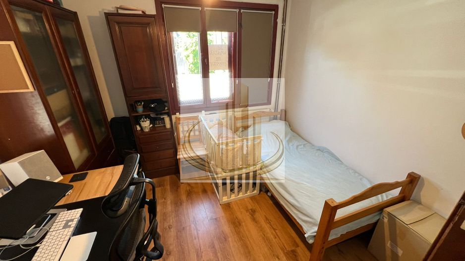 Casă spațioasă cu 2 apartamente, acces din 2 străzi – zona Lipovei - Poză 9