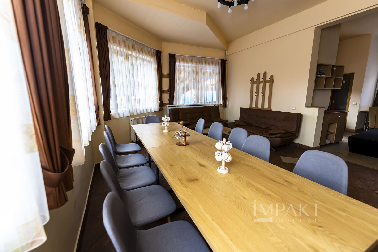 Pensiune 10 camere in statiunea Muntele Baisorii - Poză 7