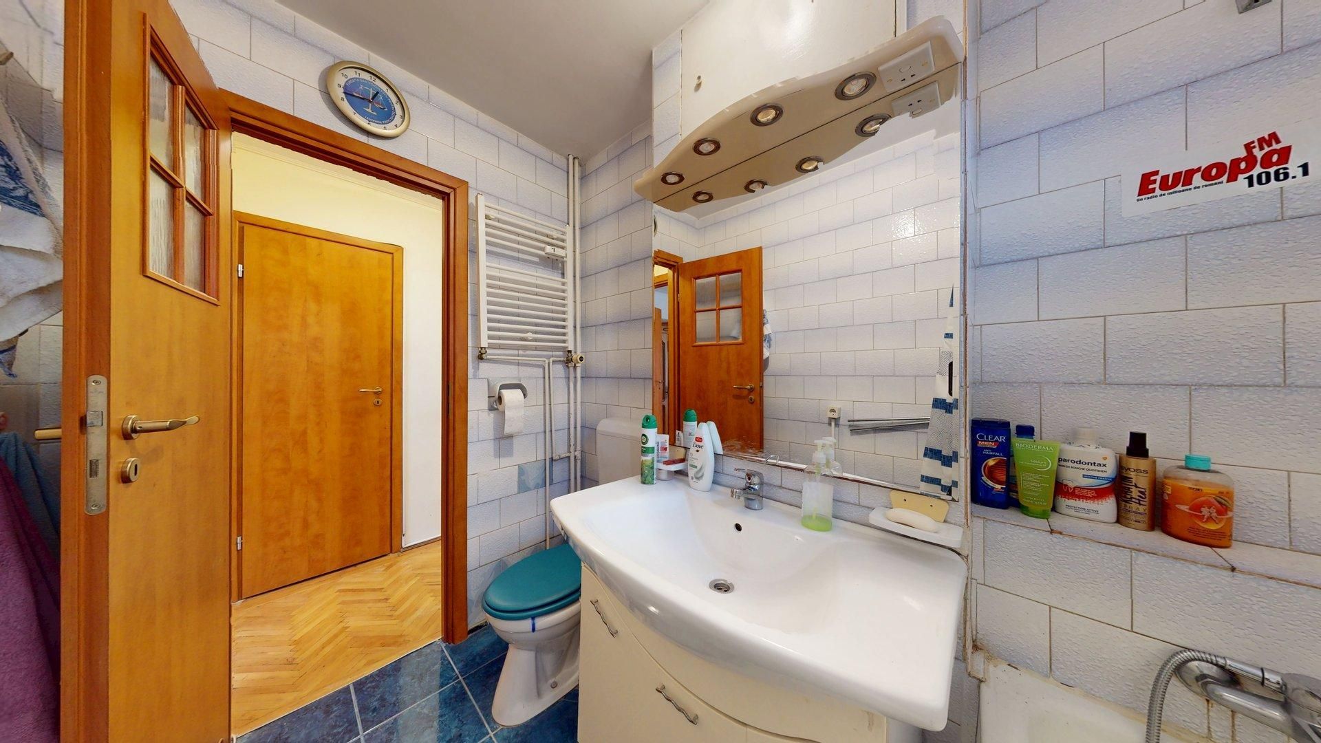 Apartament 3 camere bloc reabilitat Berceni - Emil Racovita - Poză 18