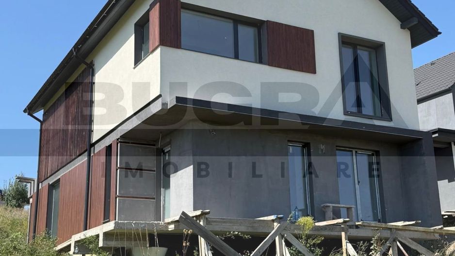 Casa individuala cu 5 camere,  136 mp+700 mp teren, Zona Chinteni - Poză 1