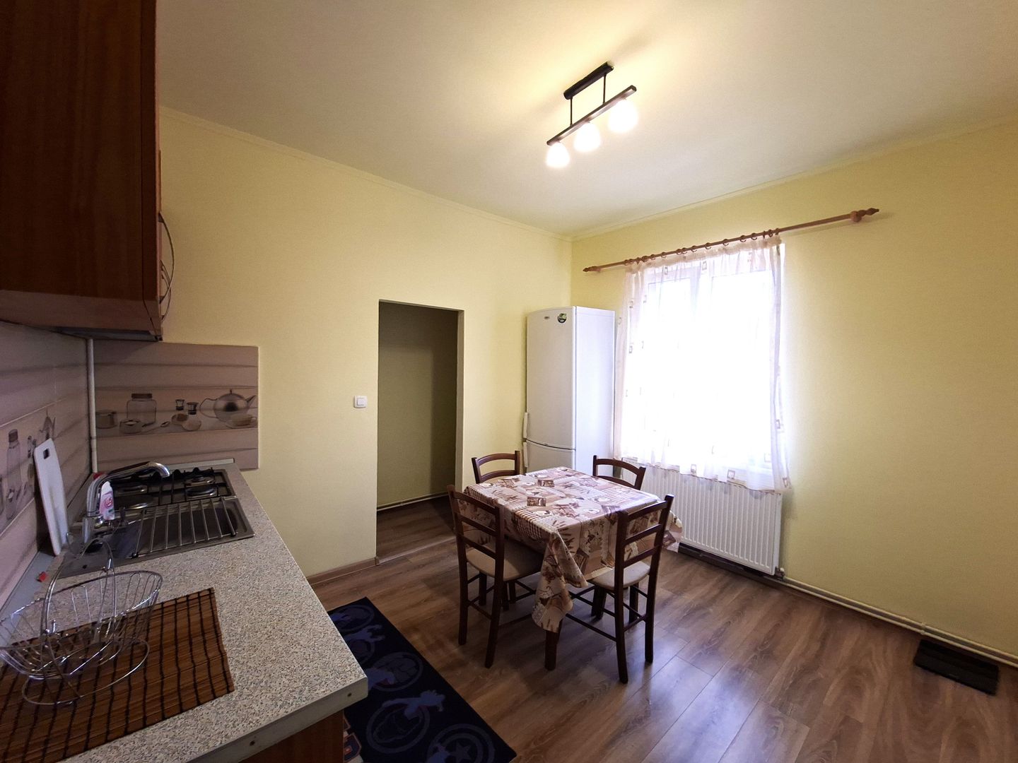 Apartament cu 2 camere, priveliște superbă spre Tâmpa, zonă centrală - Poză 10