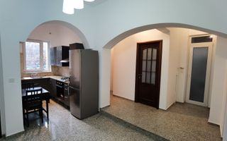 De vanzare apartament 3 camere in vila, in Cotroceni - Poză 4