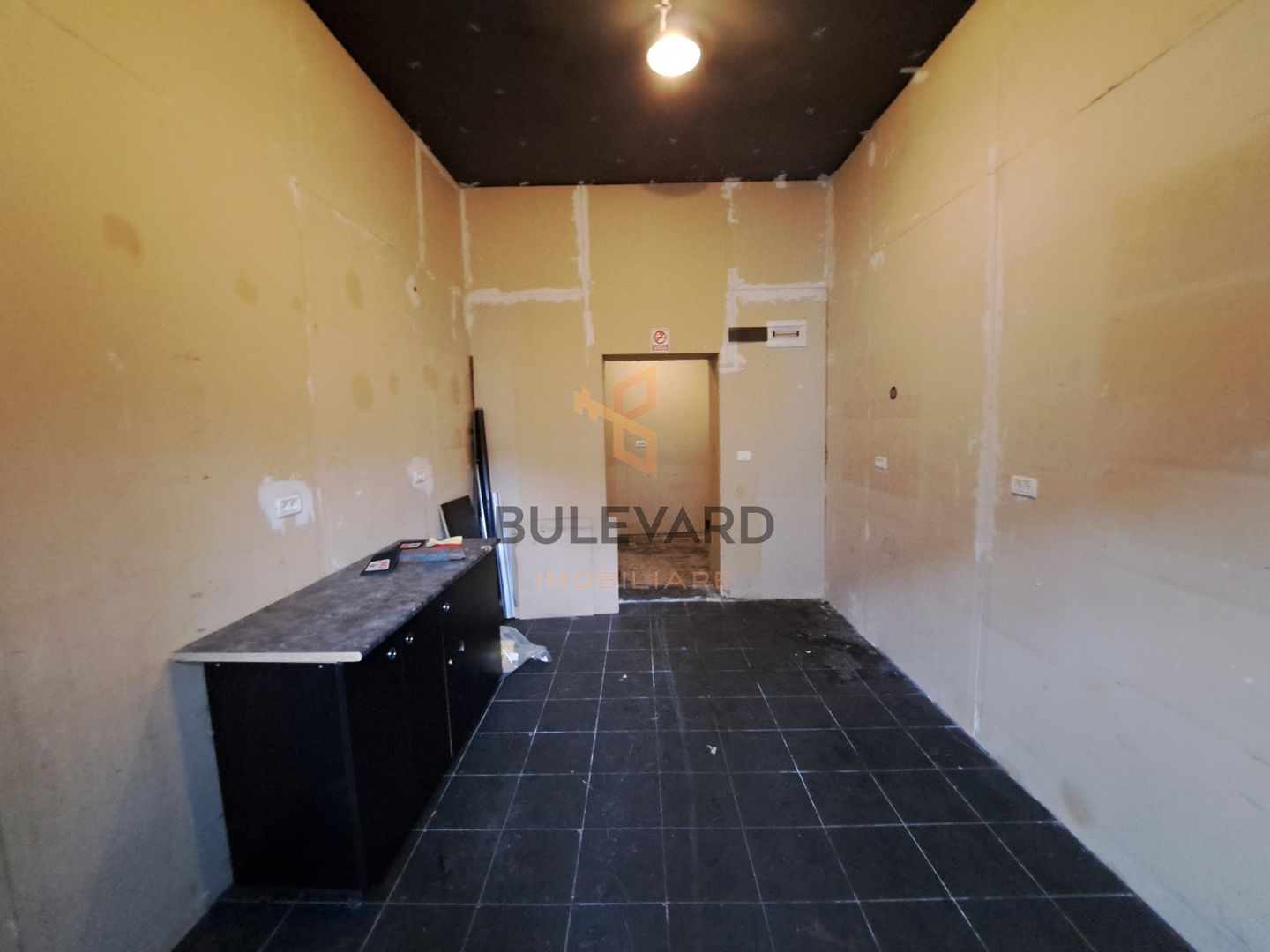 Spatiu comercial si alimentatie publica in zona ultracentrala - Poză 5