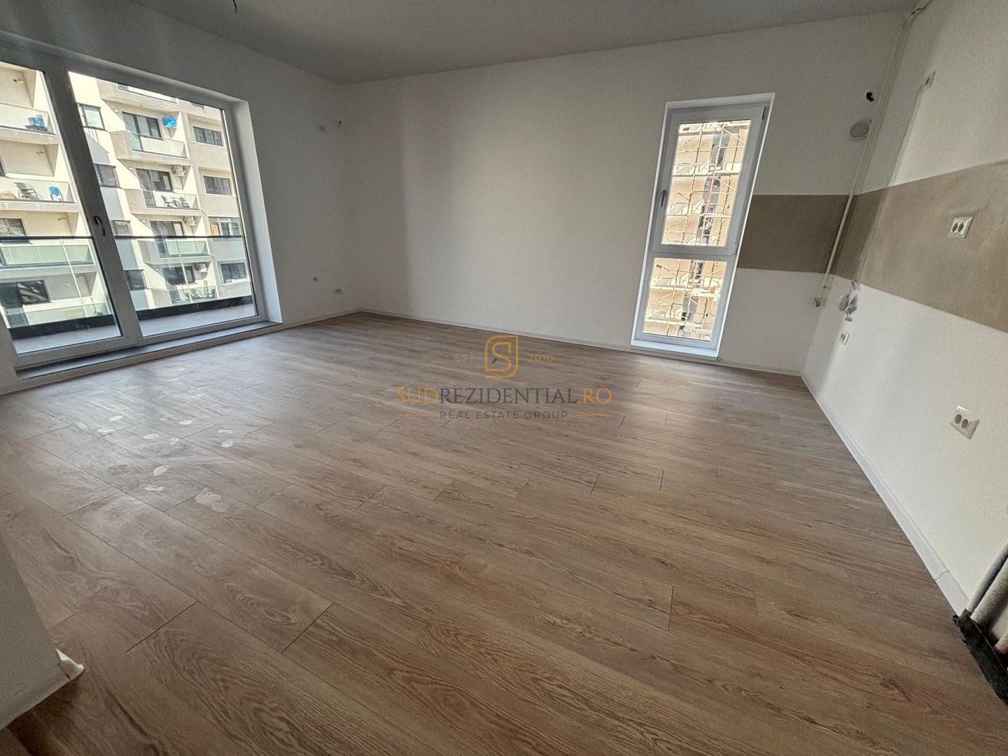 De inchiriat apartament modern cu 2 camere - Viva Residence, Sector 4 - Poză 1