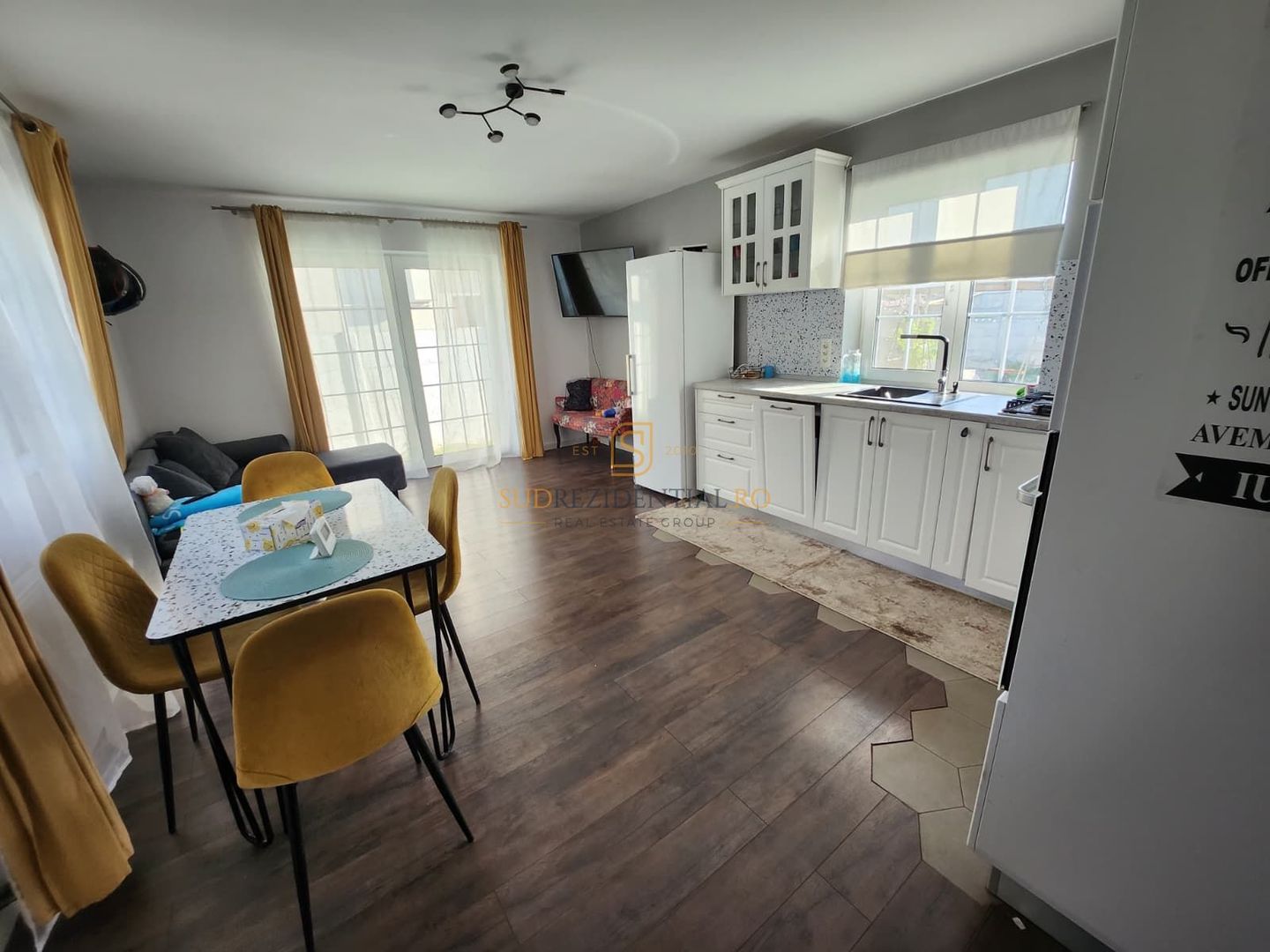 Casa Individuala P+M, 90 mp utili, teren 300 mp, mobilata si utilata - Poză 6