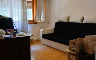 Apartament de vanzare zona centrala etaj 2/8 cu lift - Poză 3
