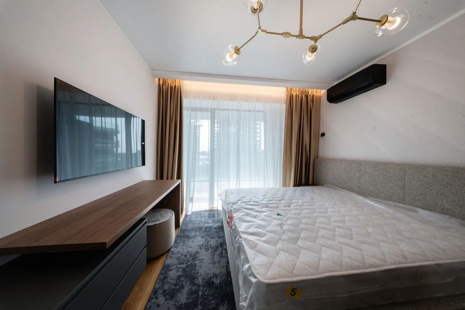 Apartament cu 2 camere de închiriat în Yacht Kid - Poză 9